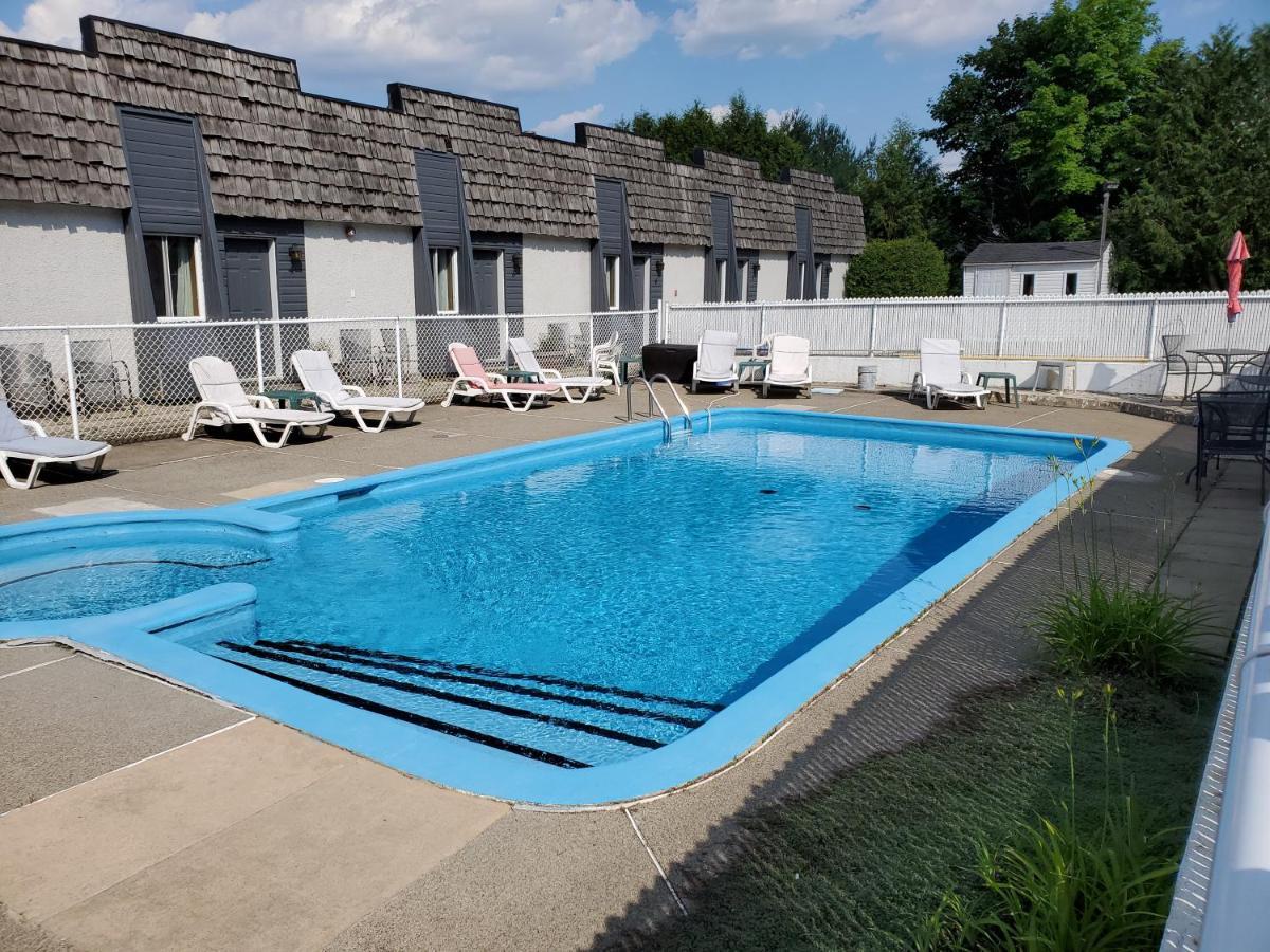 Auberge Champetre Sainte-Adele Exterior photo